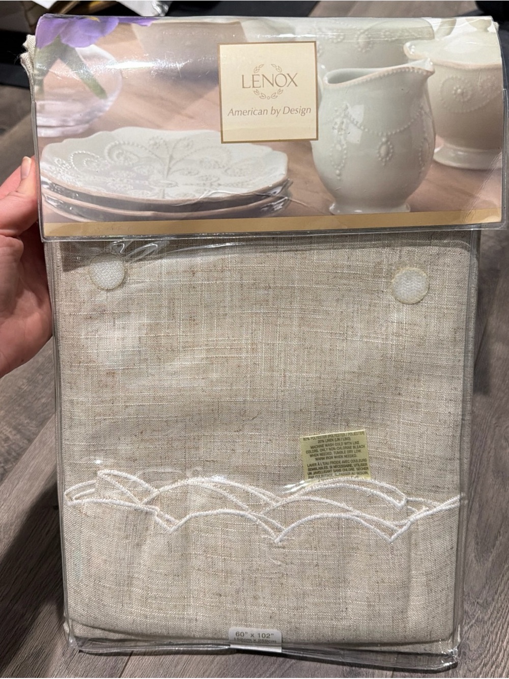 NEW LENOX FRENCH PERLE TABLECLOTH 60x102